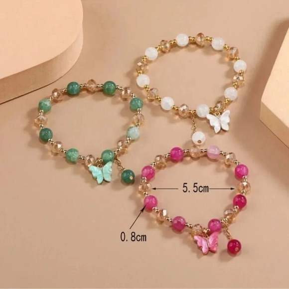 Beaded Butterfly Pendant Bracelet - Picture 2 of 3